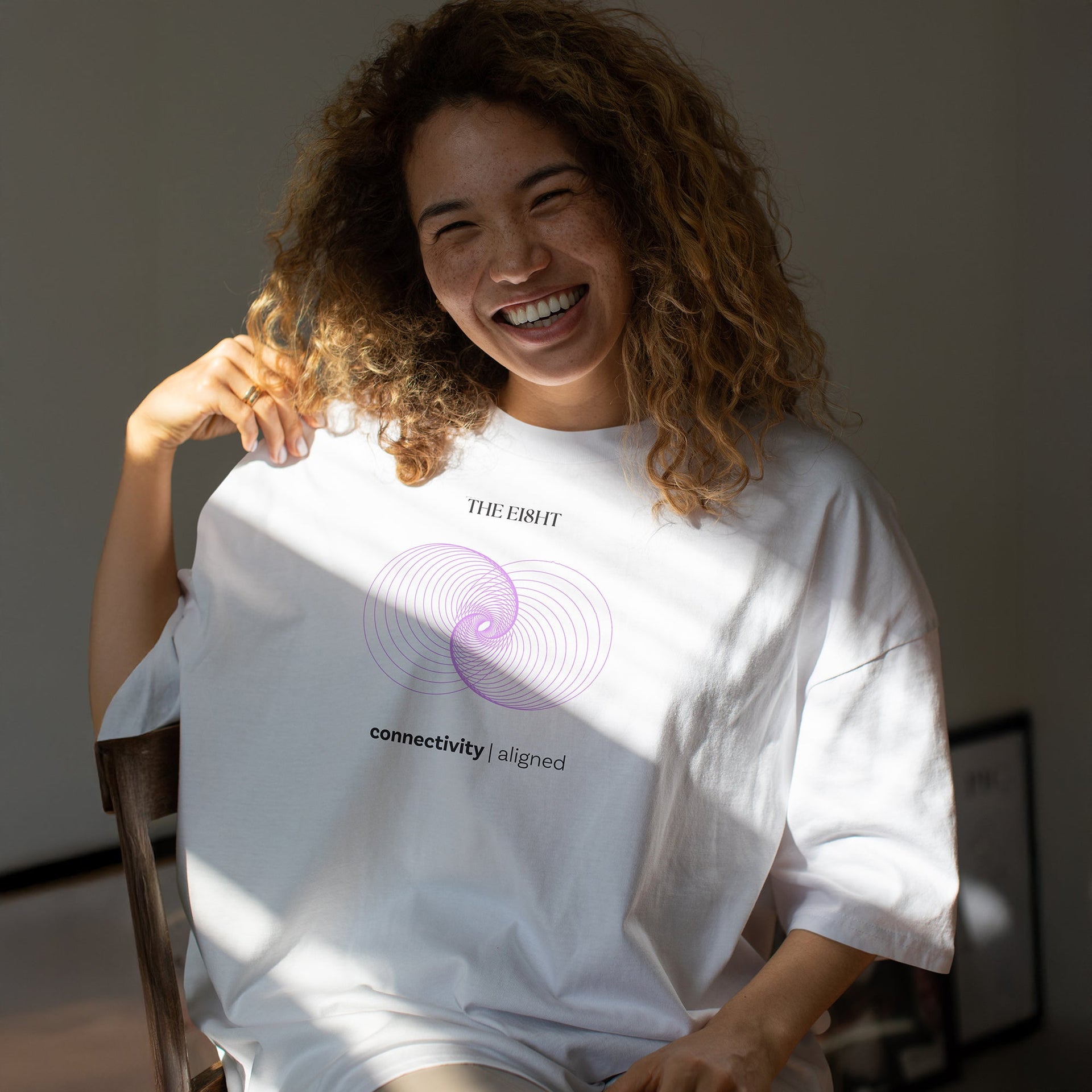Connectivity Aligned | Oversized T-Shirt | White - Organic Apparel by The Ei8ht