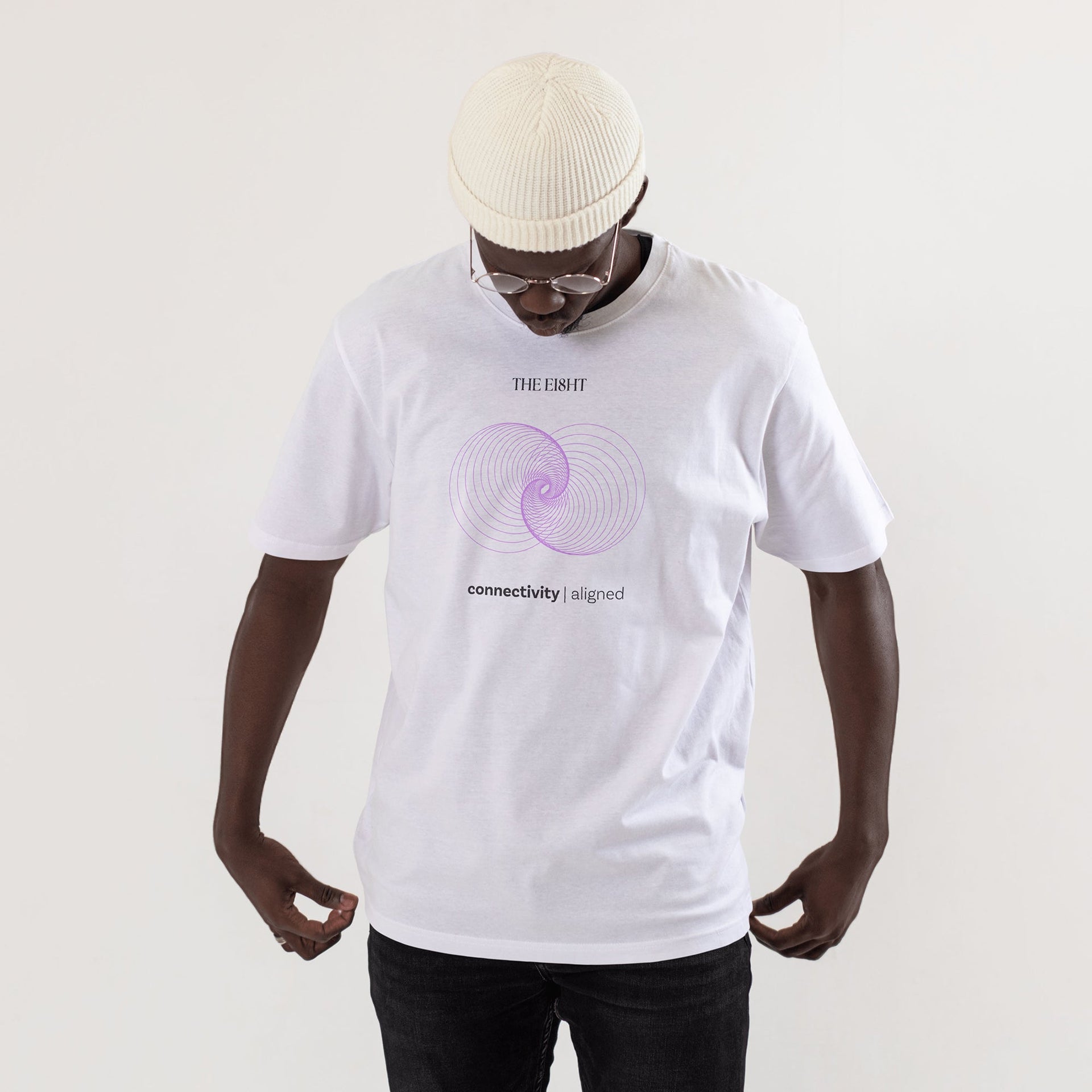Connectivity Aligned | Oversized T-Shirt | White - Organic Apparel by The Ei8ht