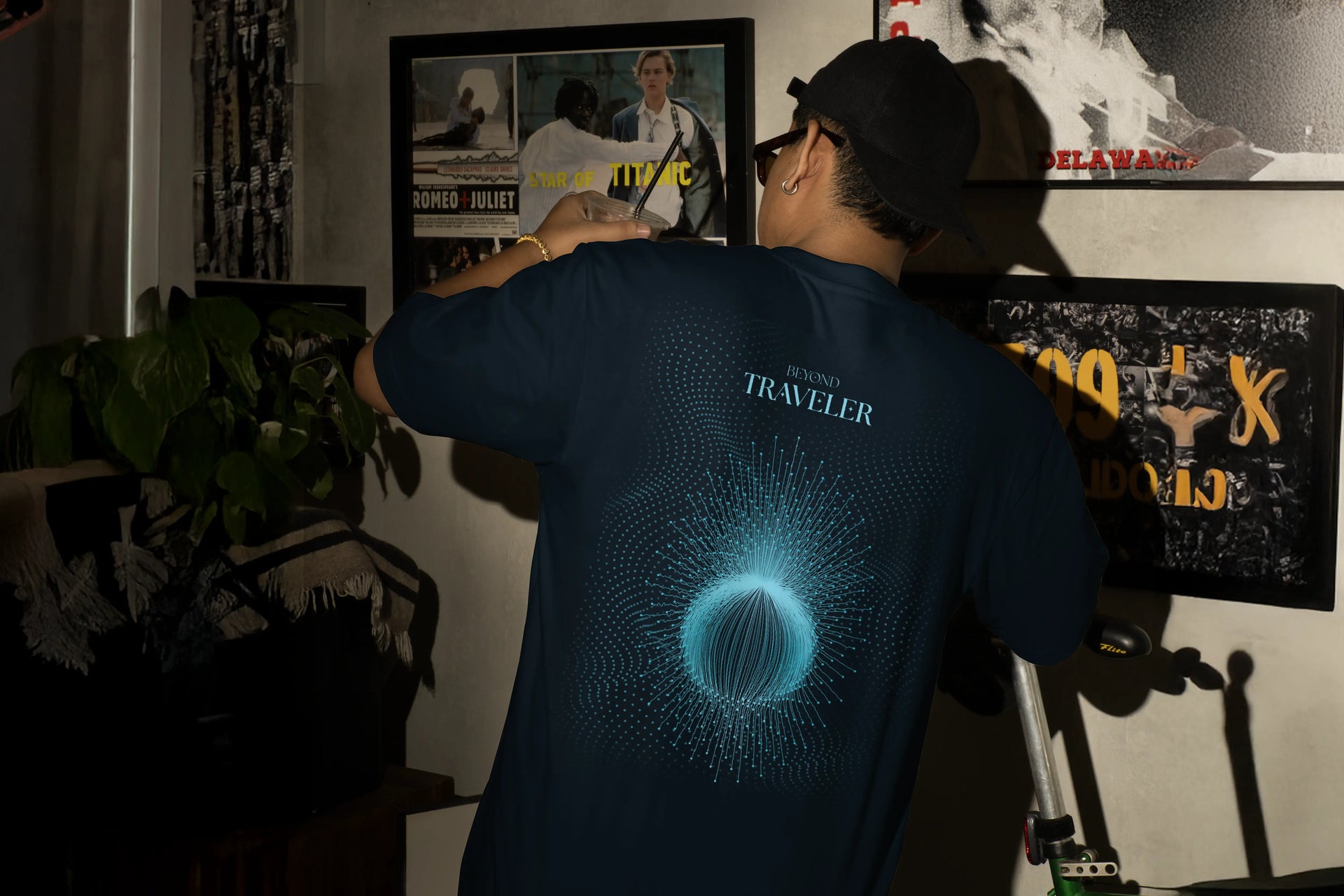 Traveler Oversized navy organic Cotton T-Shirt with glowing geometric back design - The Ei8ht.